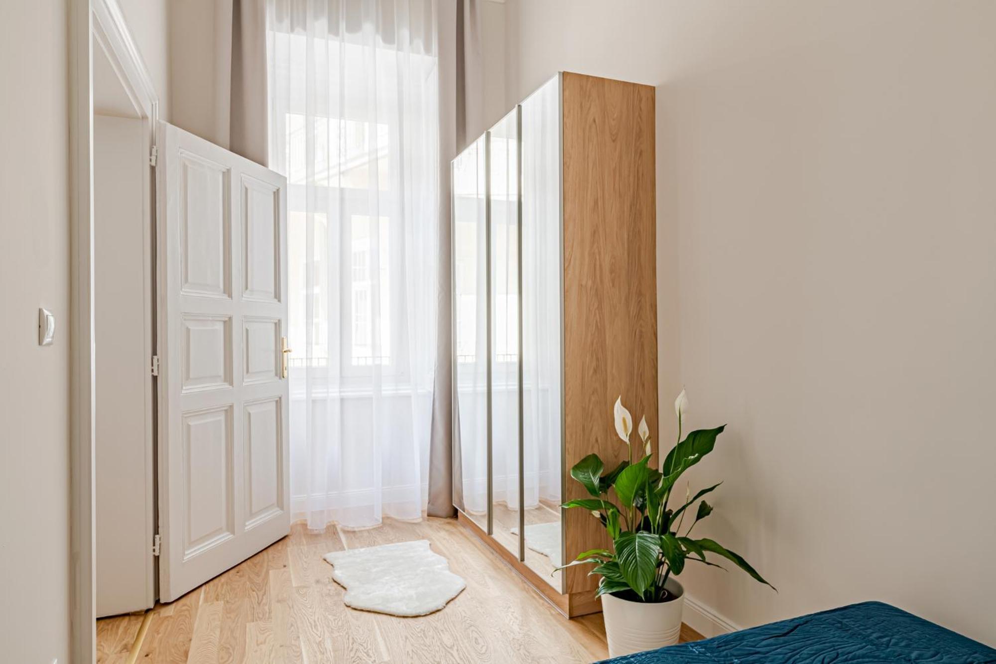 Kr16 Apartment - Hostaid Budapest Luaran gambar